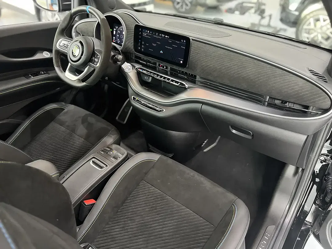 Abarth 500e Turismo - Thumbnail 9