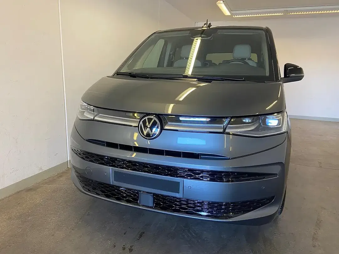 Volkswagen T7 Multivan eHybrid 4Motion Edition - foto 2