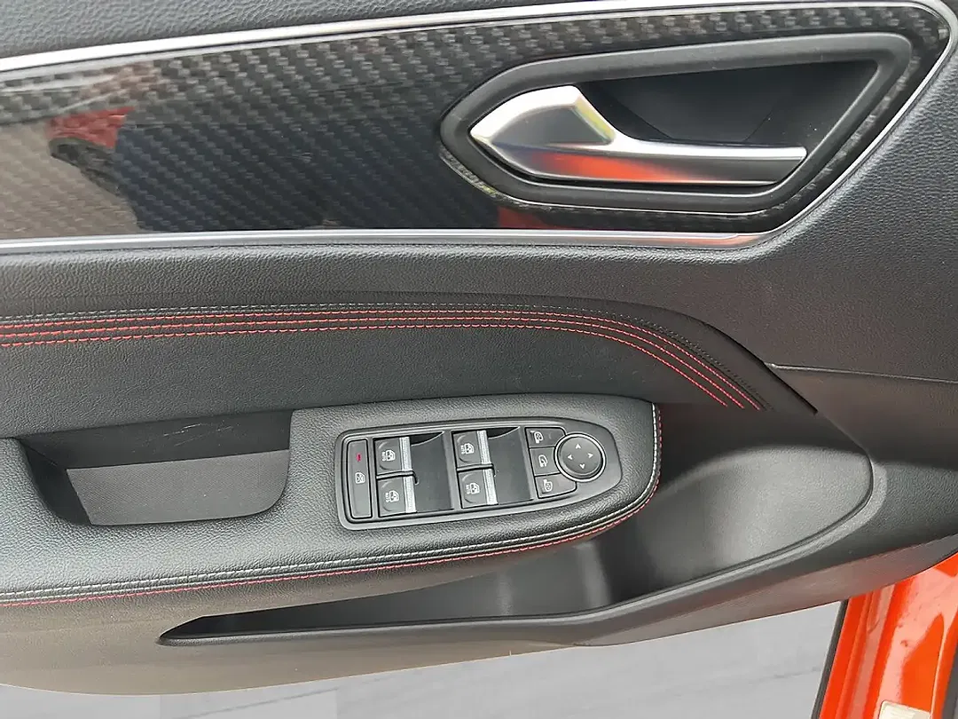 Renault Arkana E-Tech Hybrid RS Line - Thumbnail 14