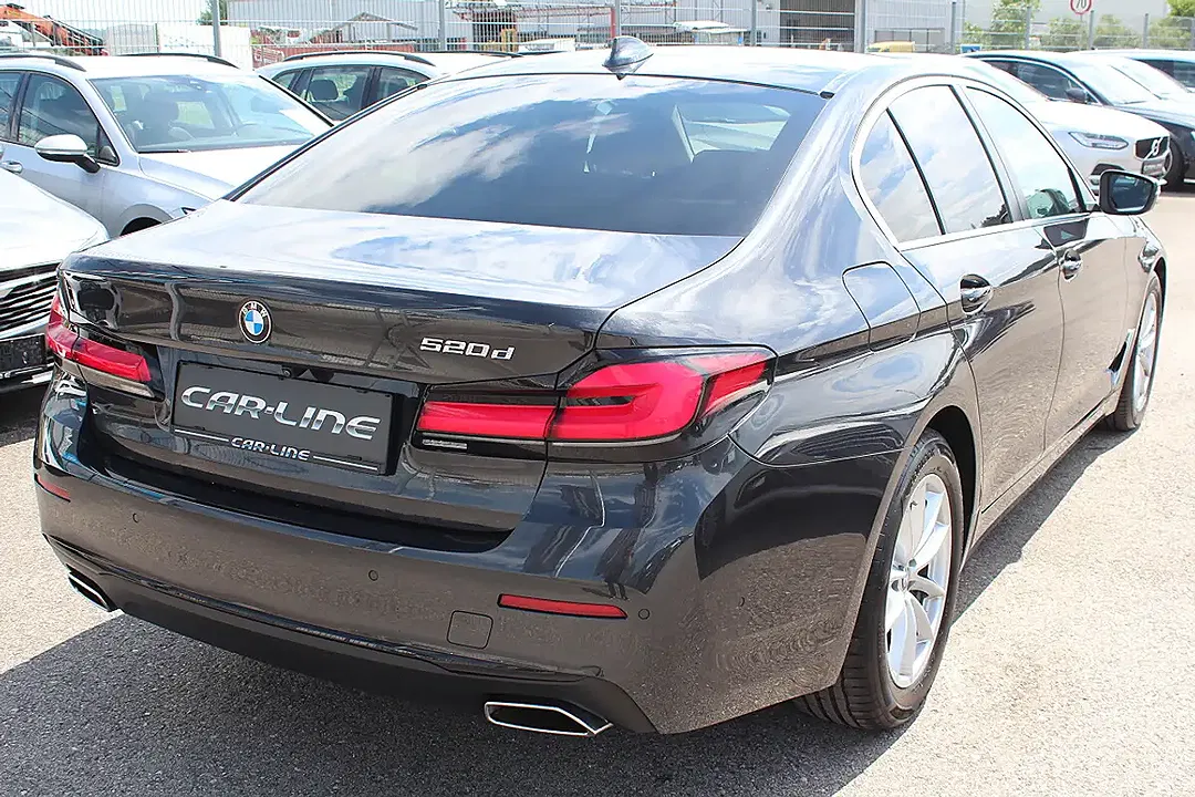 BMW 520 AUT - Thumbnail 13