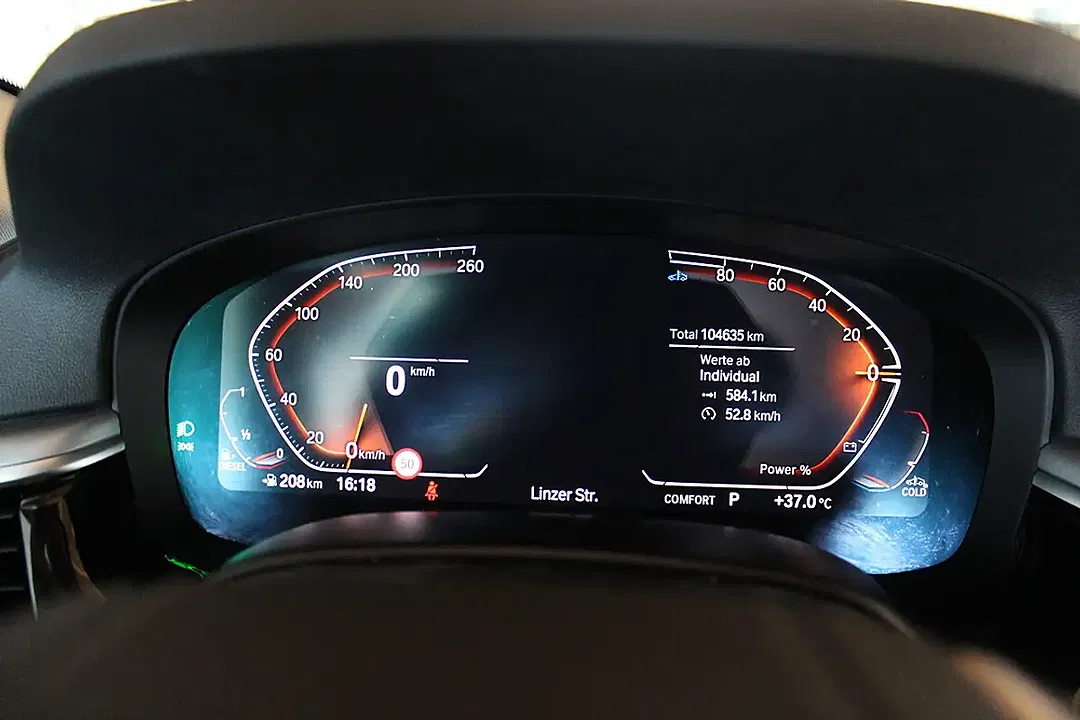 BMW 520 AUT - Thumbnail 4