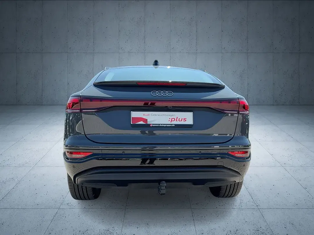 Audi Q6 e-tron Sportback - Thumbnail 4