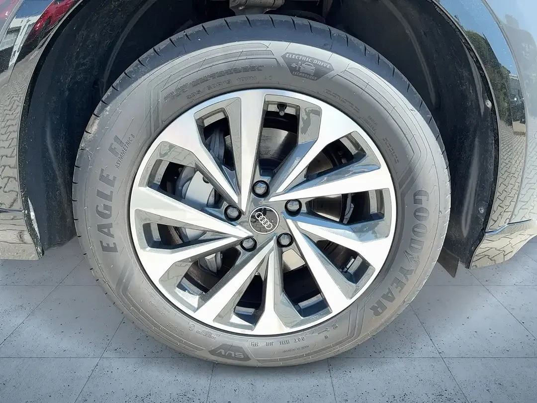Audi Q6 e-tron Sportback - Thumbnail 7