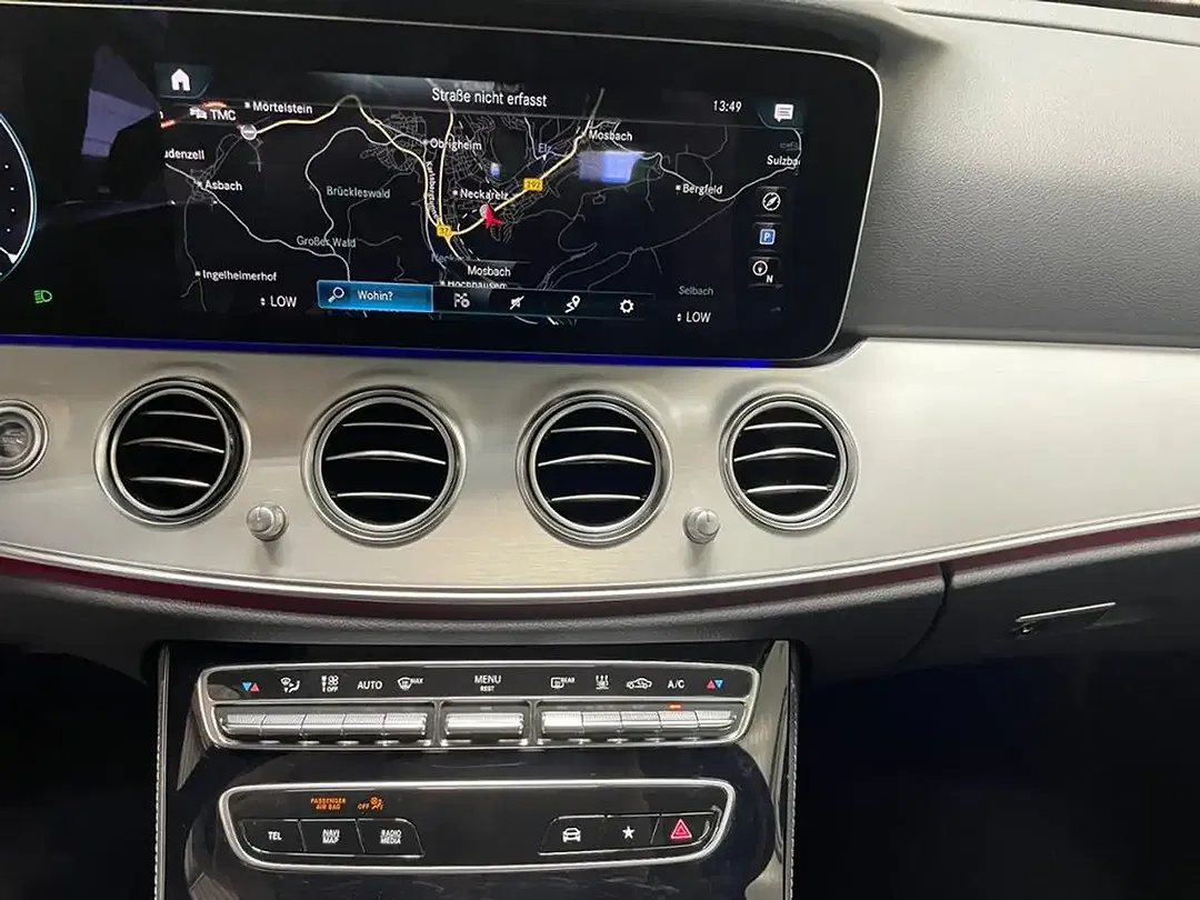 Mercedes-Benz E 220 MBUX Avantgarde - Thumbnail 14