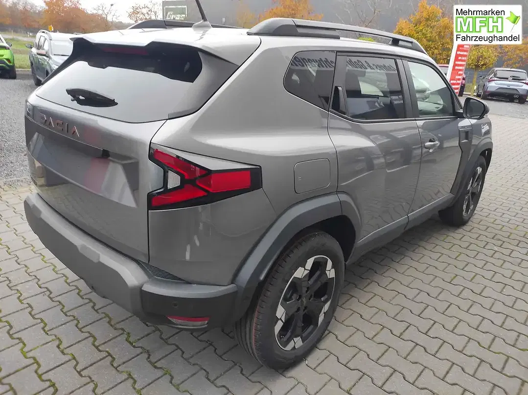 Dacia Duster Hybrid Extreme - Thumbnail 4