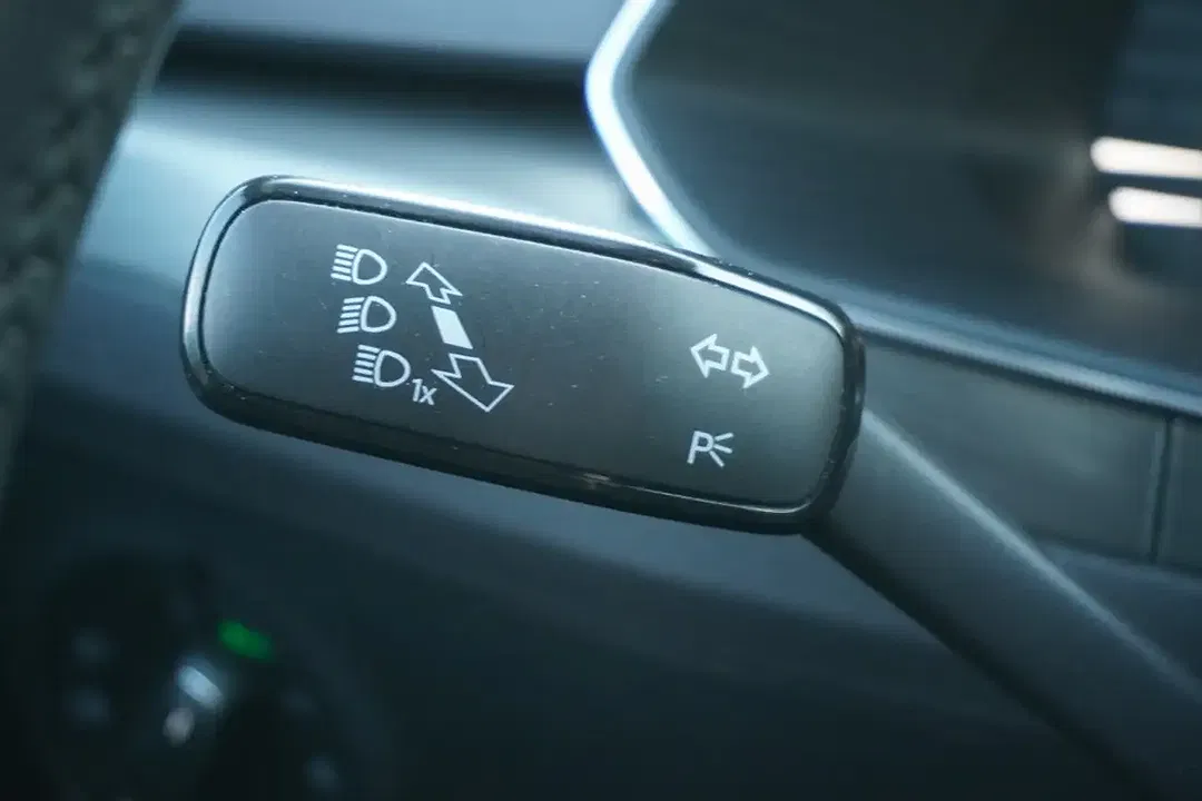 Skoda Superb 2.0 Combi - Thumbnail 13