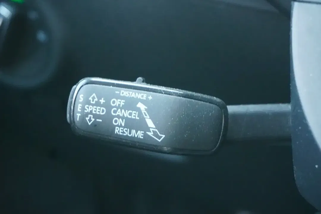 Skoda Superb 2.0 Combi - foto 14