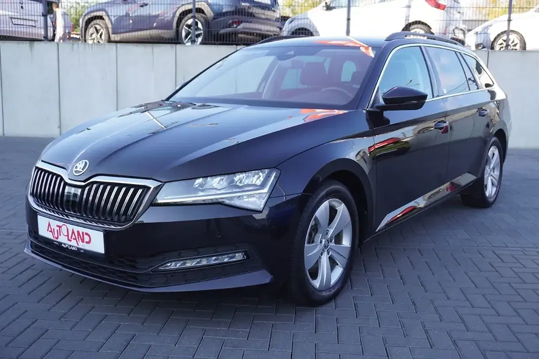 Skoda Superb 2.0 Combi - foto 1