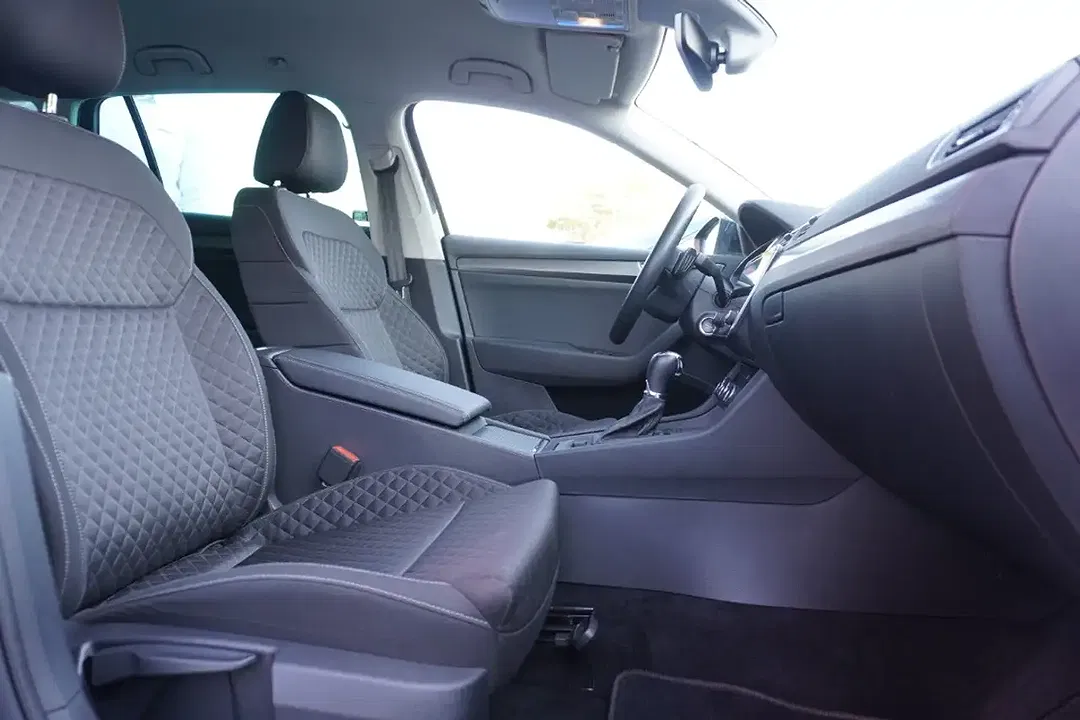 Skoda Superb 2.0 Combi - Thumbnail 8