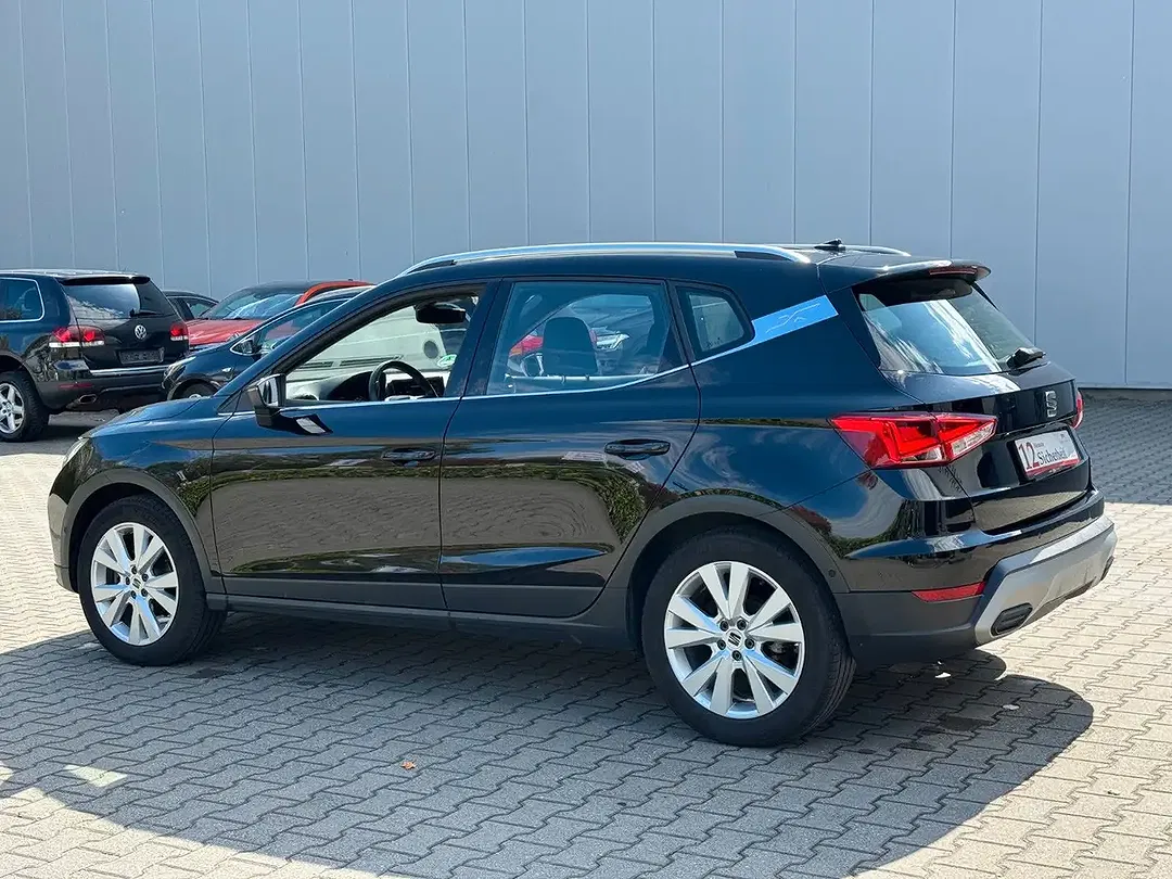 SEAT Arona Xperience - Thumbnail 13
