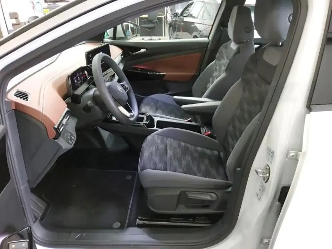 Volkswagen ID.5 Pro - Thumbnail 3