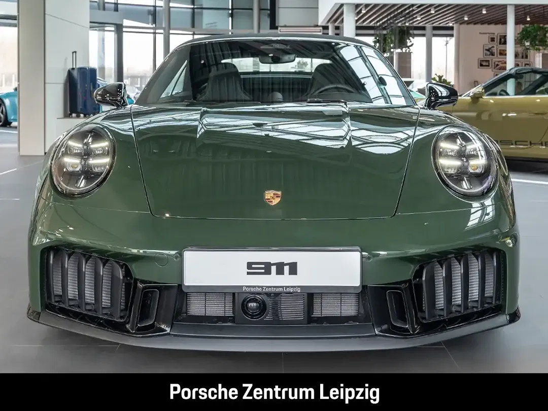 Porsche 992 Carrera GTS Cabriolet - Thumbnail 4