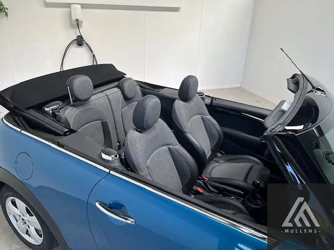 MINI Cooper Cabrio One - Thumbnail 8