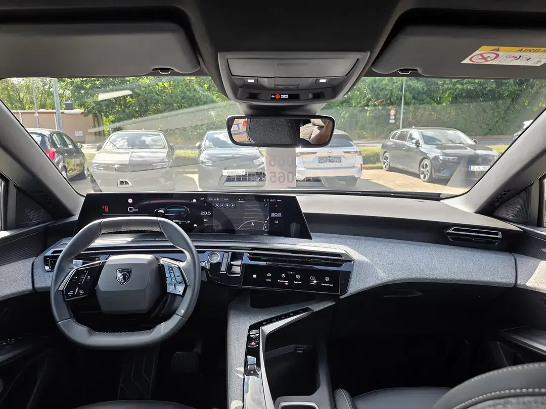 Peugeot 5008 Hybrid Allure - Thumbnail 12
