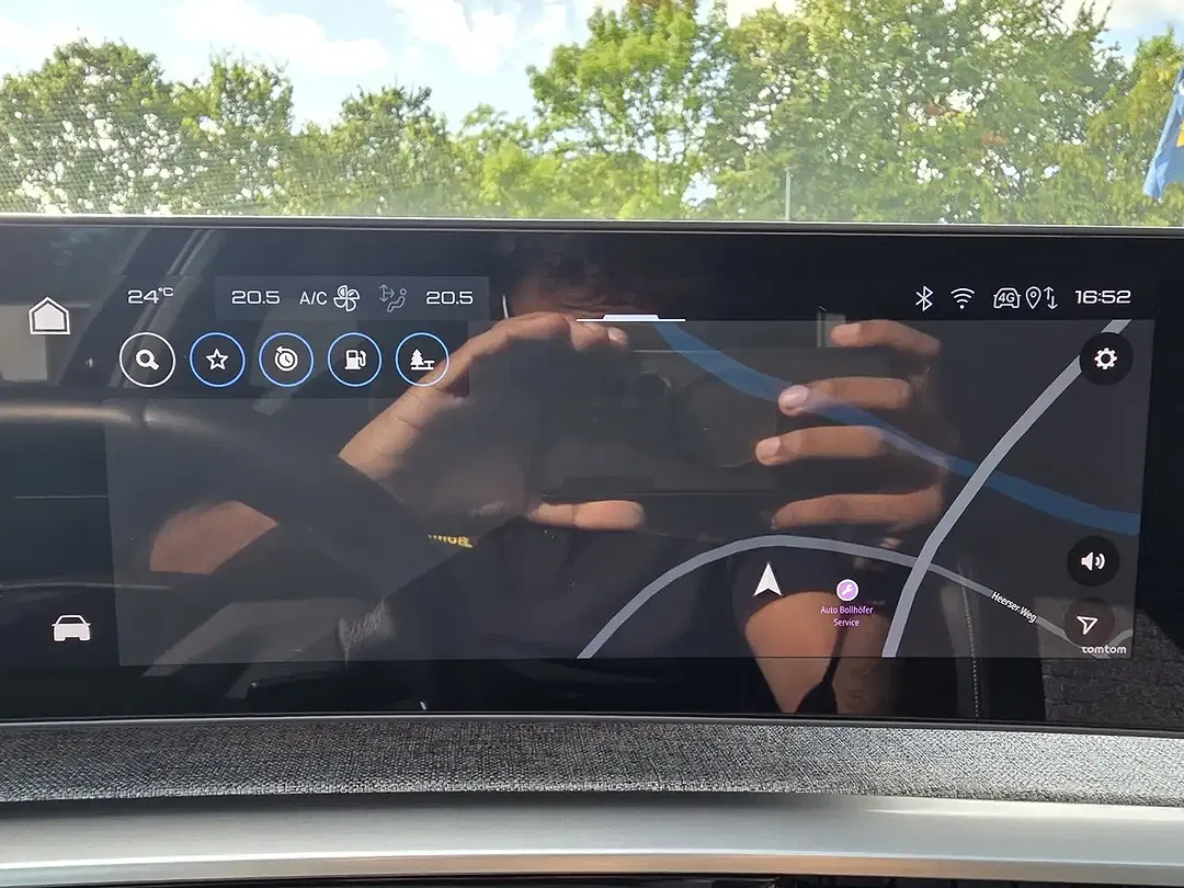 Peugeot 5008 Hybrid Allure - Thumbnail 13