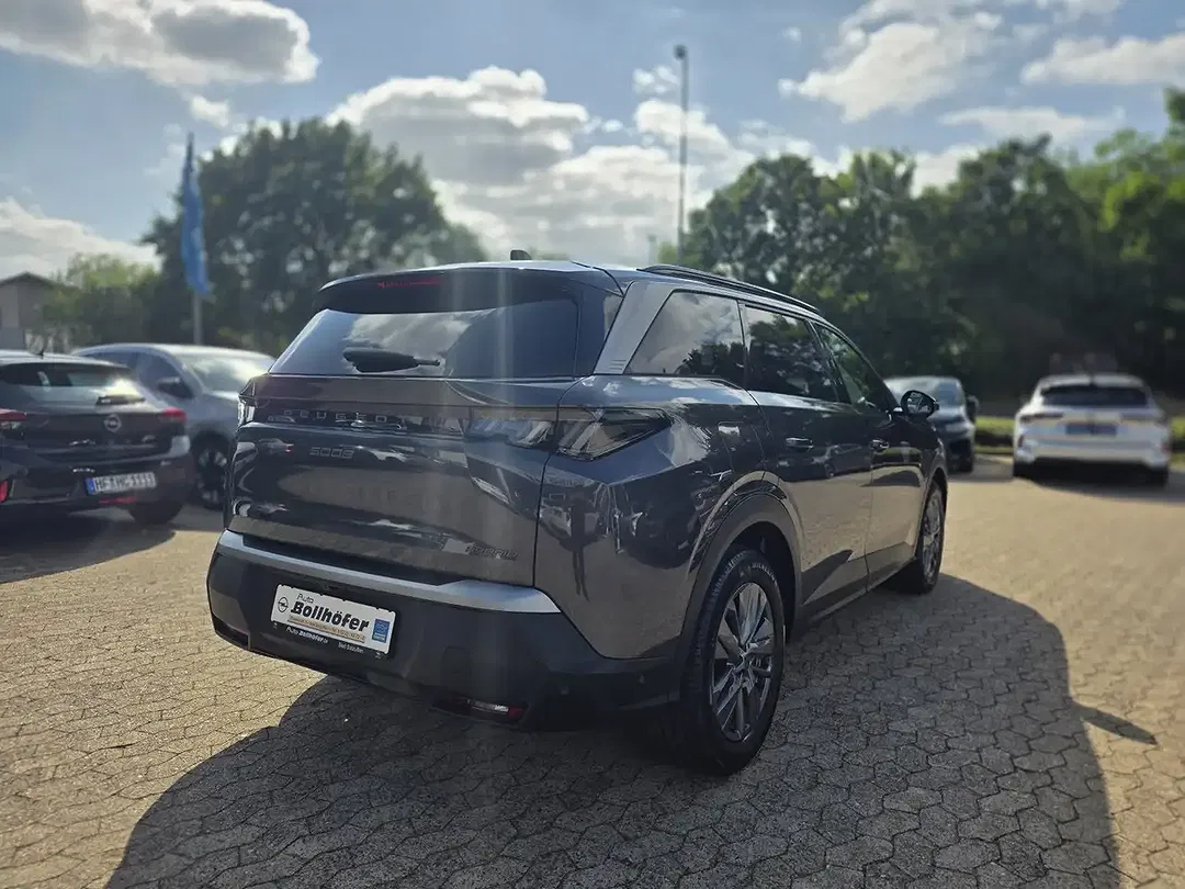 Peugeot 5008 Hybrid Allure - Thumbnail 4