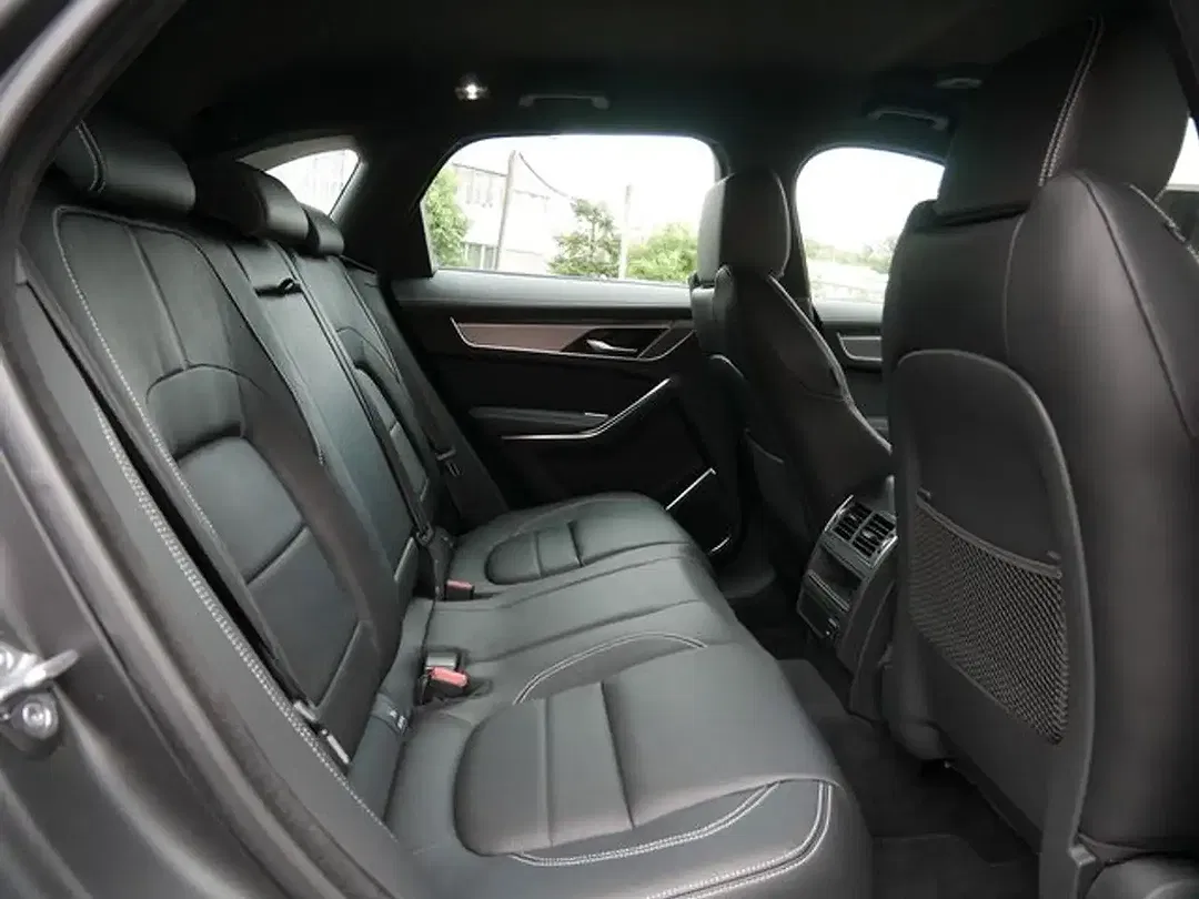 Jaguar F-Pace P250 R-Dynamic S - Thumbnail 11