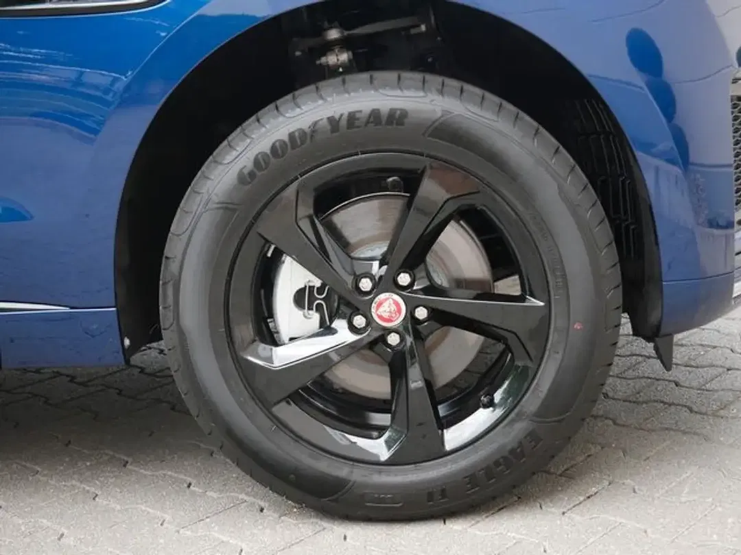Jaguar F-Pace P250 R-Dynamic S - Thumbnail 13