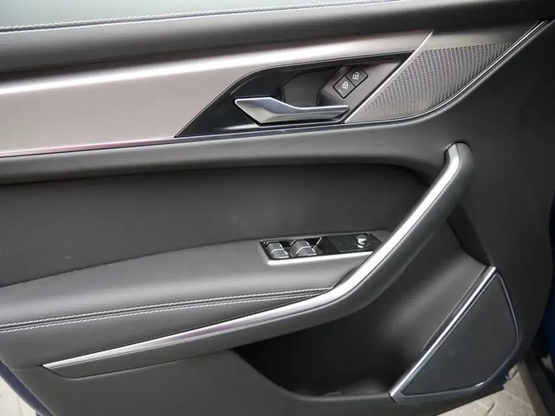 Jaguar F-Pace P250 R-Dynamic S - Thumbnail 8