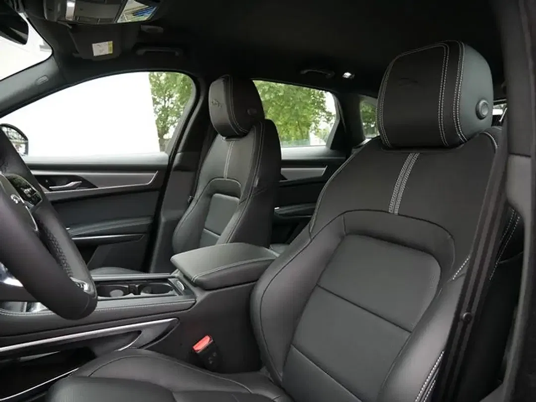 Jaguar F-Pace P250 R-Dynamic S - Thumbnail 9
