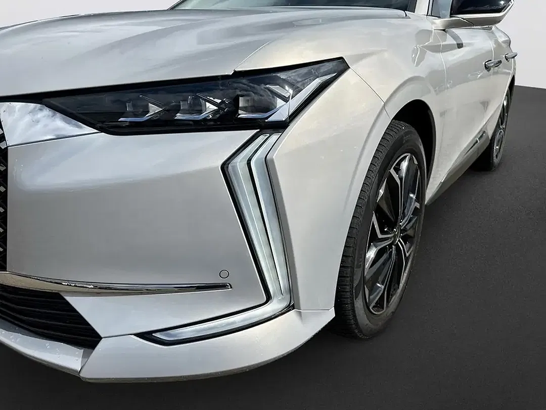 DS Automobiles DS 4 - Thumbnail 6