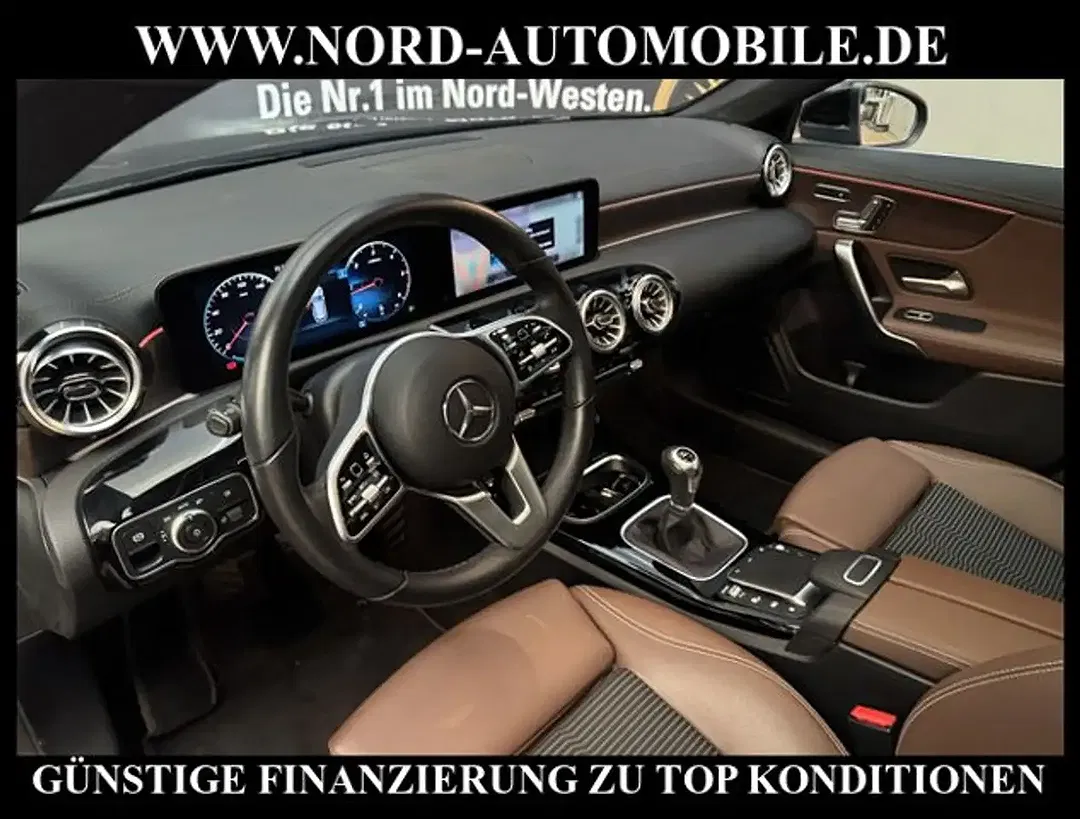 Mercedes-Benz CLA 200 - Thumbnail 12