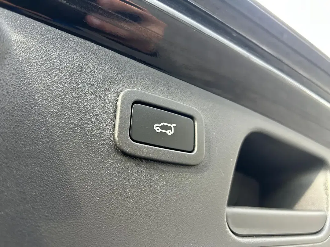 Jaguar E-Pace 2.0 4x4 Black - Thumbnail 13