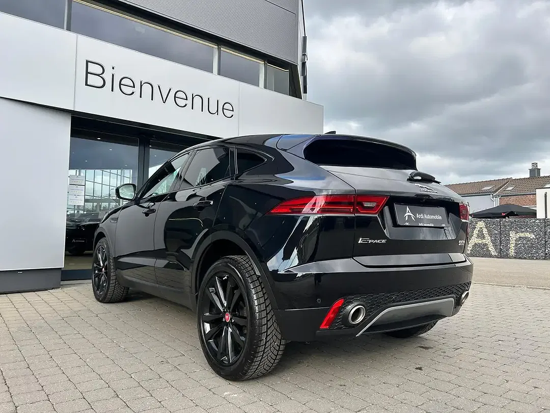 Jaguar E-Pace 2.0 4x4 Black - Thumbnail 6