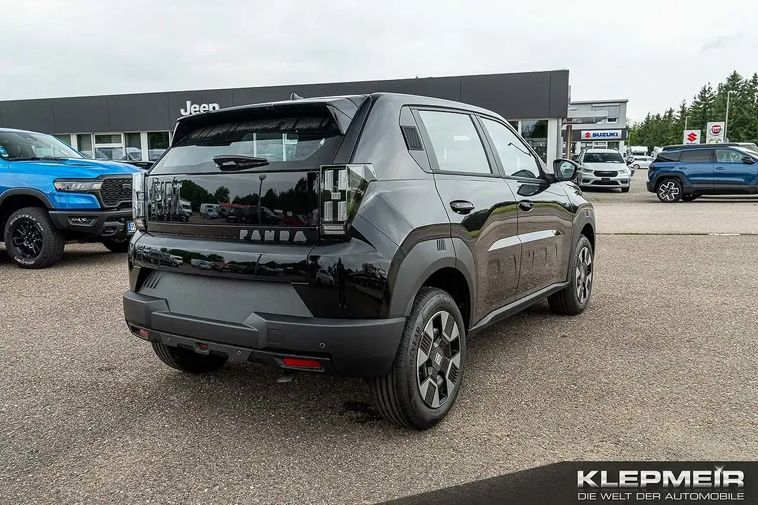 Fiat Grande Panda Hybrid Icon - Thumbnail 5