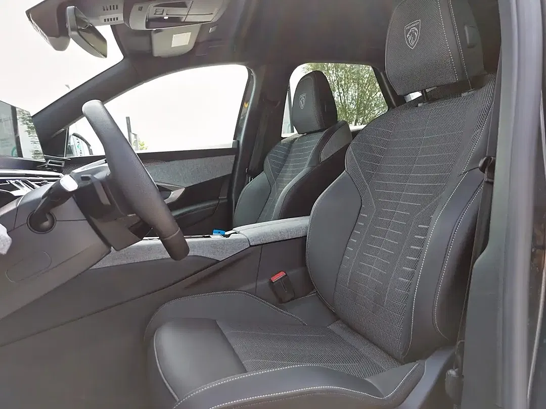 Peugeot 3008 136 Hybrid GT - Thumbnail 10