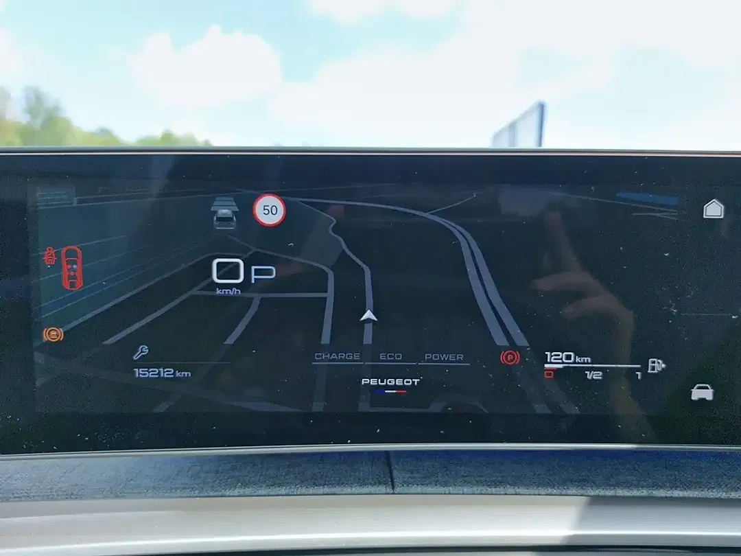 Peugeot 3008 136 Hybrid GT - Thumbnail 13