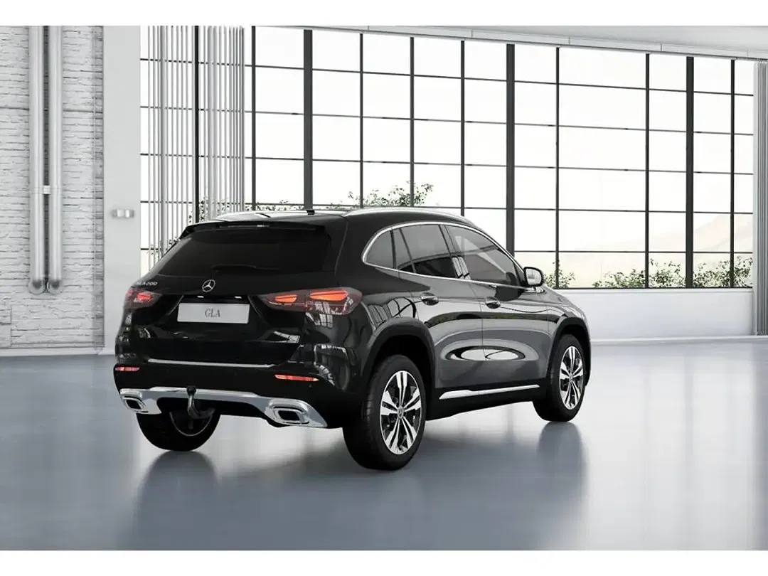 Mercedes-Benz GLA 200 Progressive - Thumbnail 2