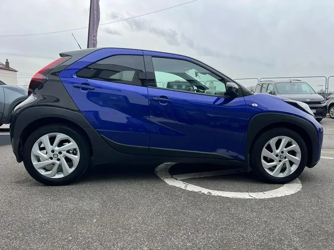 Toyota Aygo X - Thumbnail 8