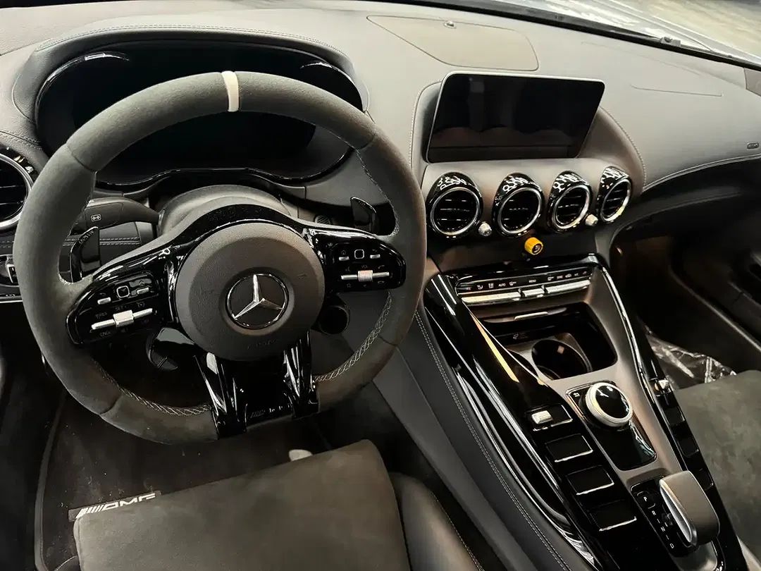 Mercedes-Benz AMG GT Pro - foto 2