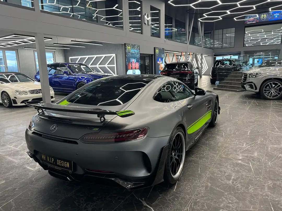 Mercedes-Benz AMG GT Pro - Thumbnail 7