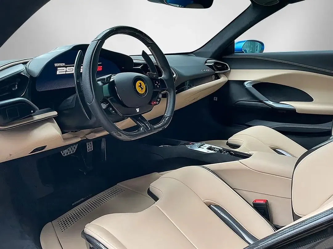 Ferrari 296 GTS - Thumbnail 10