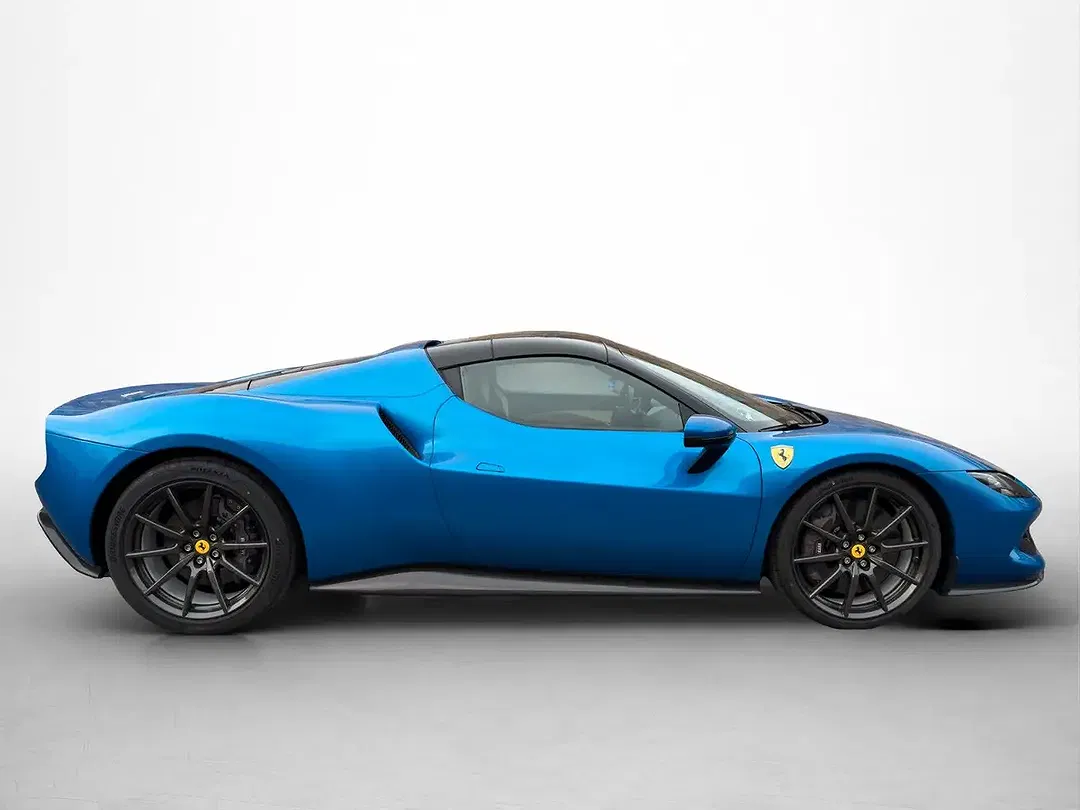 Ferrari 296 GTS - Thumbnail 4
