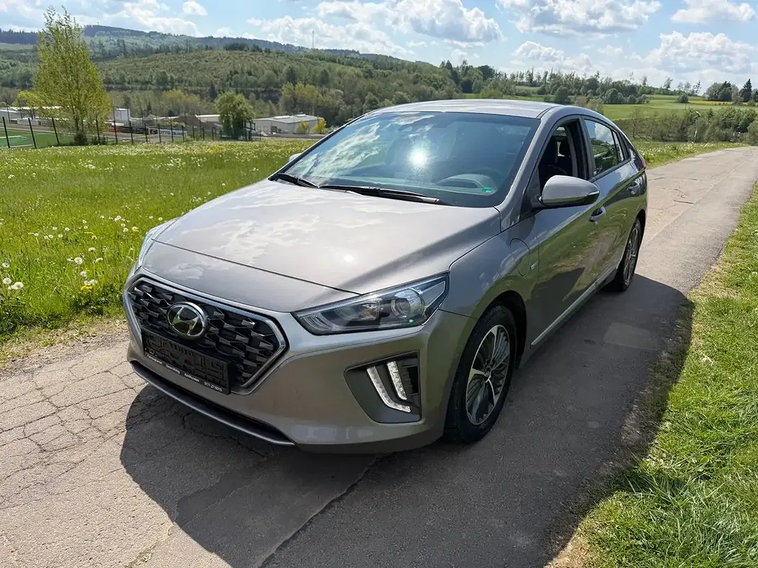 Hyundai IONIQ PHEV Hybrid Trend - foto 1