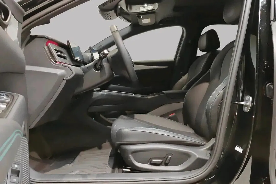BYD Seal 6 DM-i Touring Comfort - Thumbnail 9