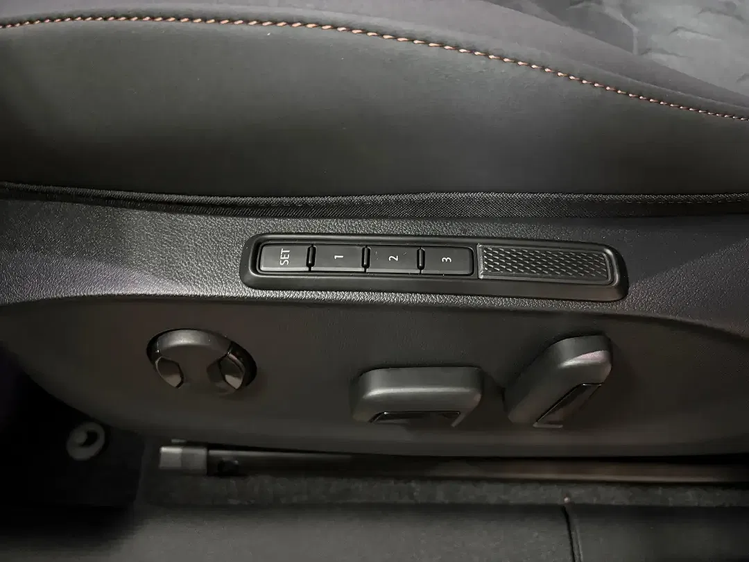 CUPRA Terramar PHEV DSG VZ1 - Thumbnail 10