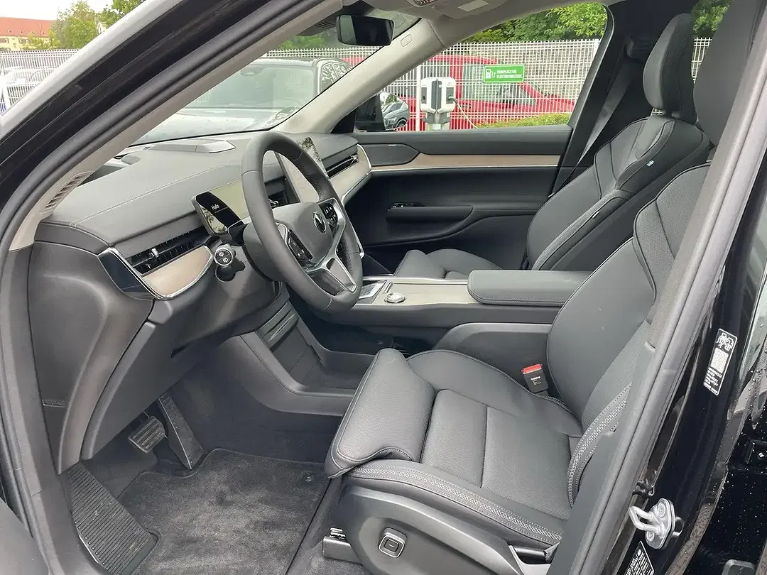 Volvo EX90 Twin Motor Plus Executive - Thumbnail 14
