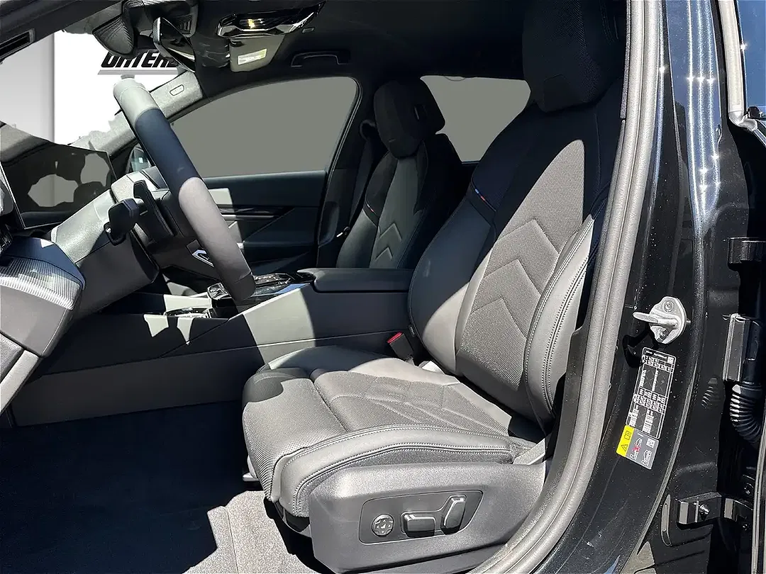 BMW i5 xDrive M - Thumbnail 10