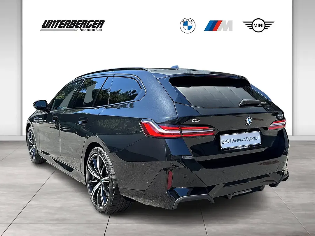 BMW i5 xDrive M - Thumbnail 4