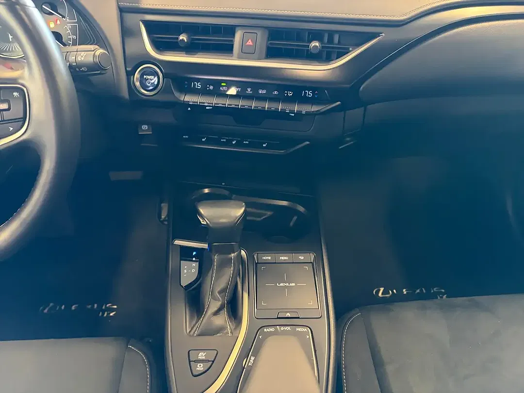 Lexus UX 250h Style Edition - Thumbnail 12