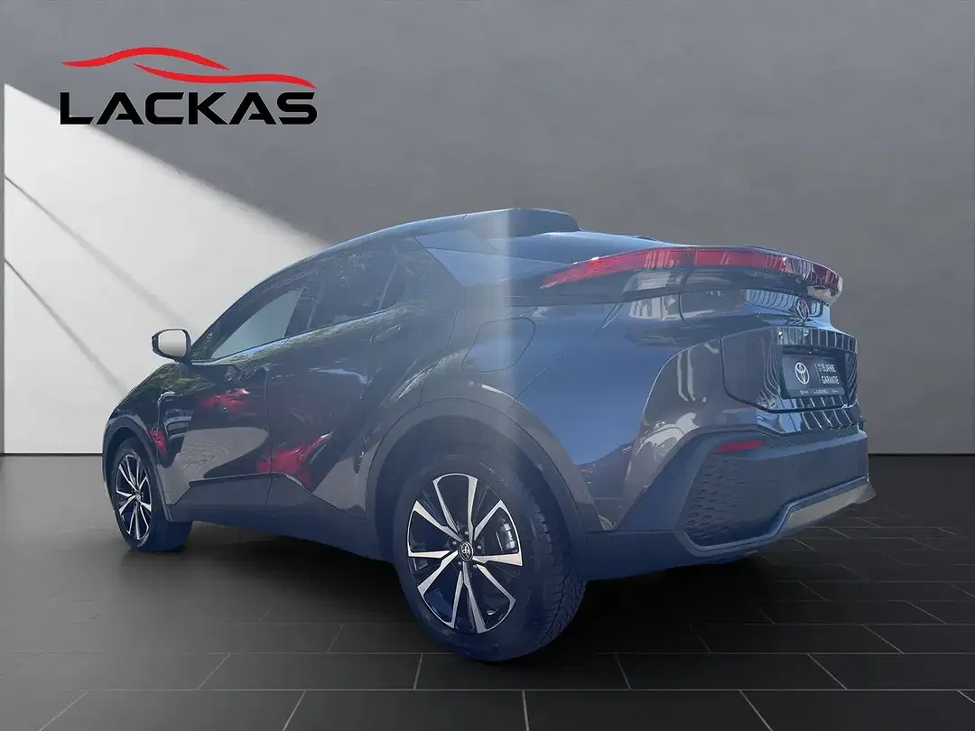 Toyota C-HR Hybrid Teamplayer - Thumbnail 3