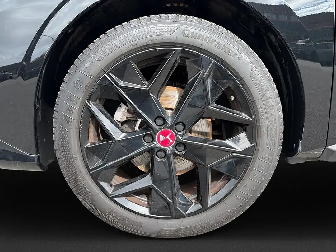 DS Automobiles DS 4 - Thumbnail 6