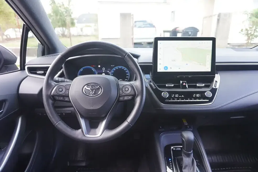 Toyota Corolla Hybrid Active - Thumbnail 8