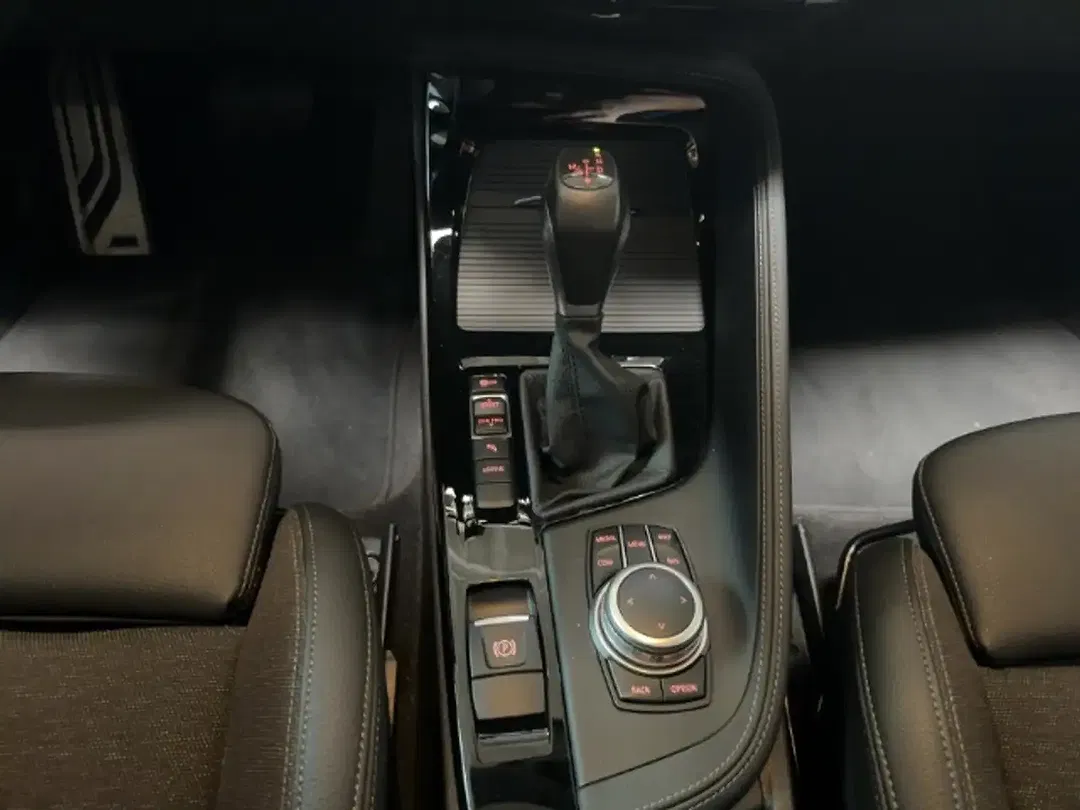 BMW X1 xDrive - Thumbnail 11