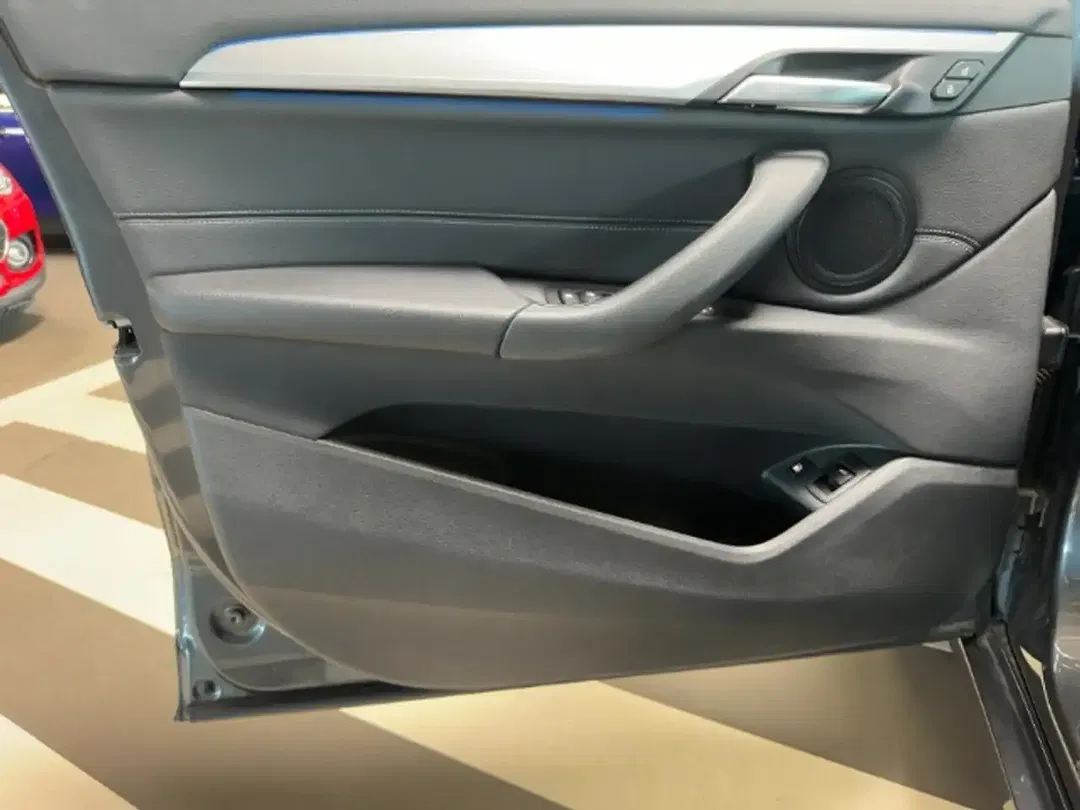 BMW X1 xDrive - Thumbnail 12