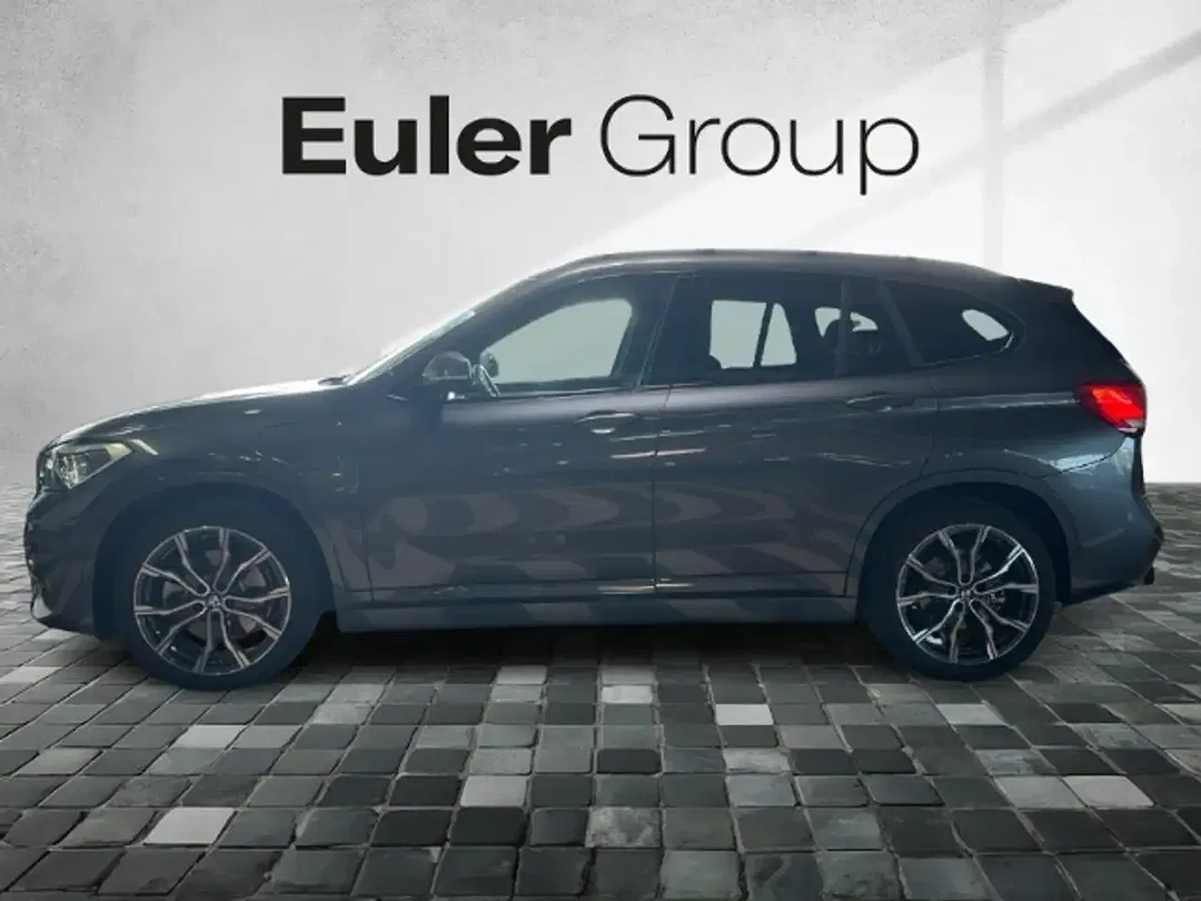 BMW X1 xDrive - Thumbnail 2